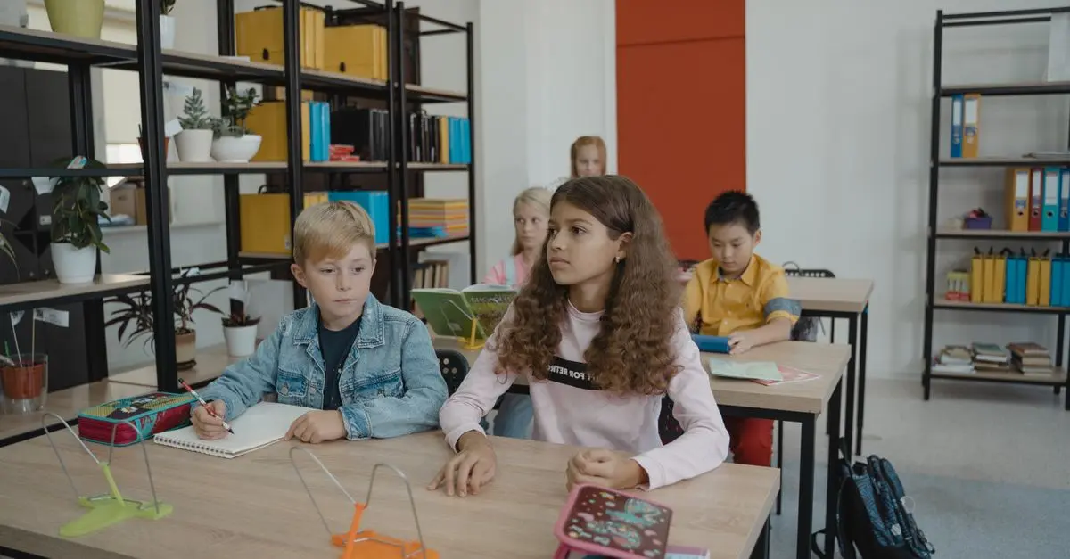 Économiser sur les fournitures scolaires : astuces pour parents
